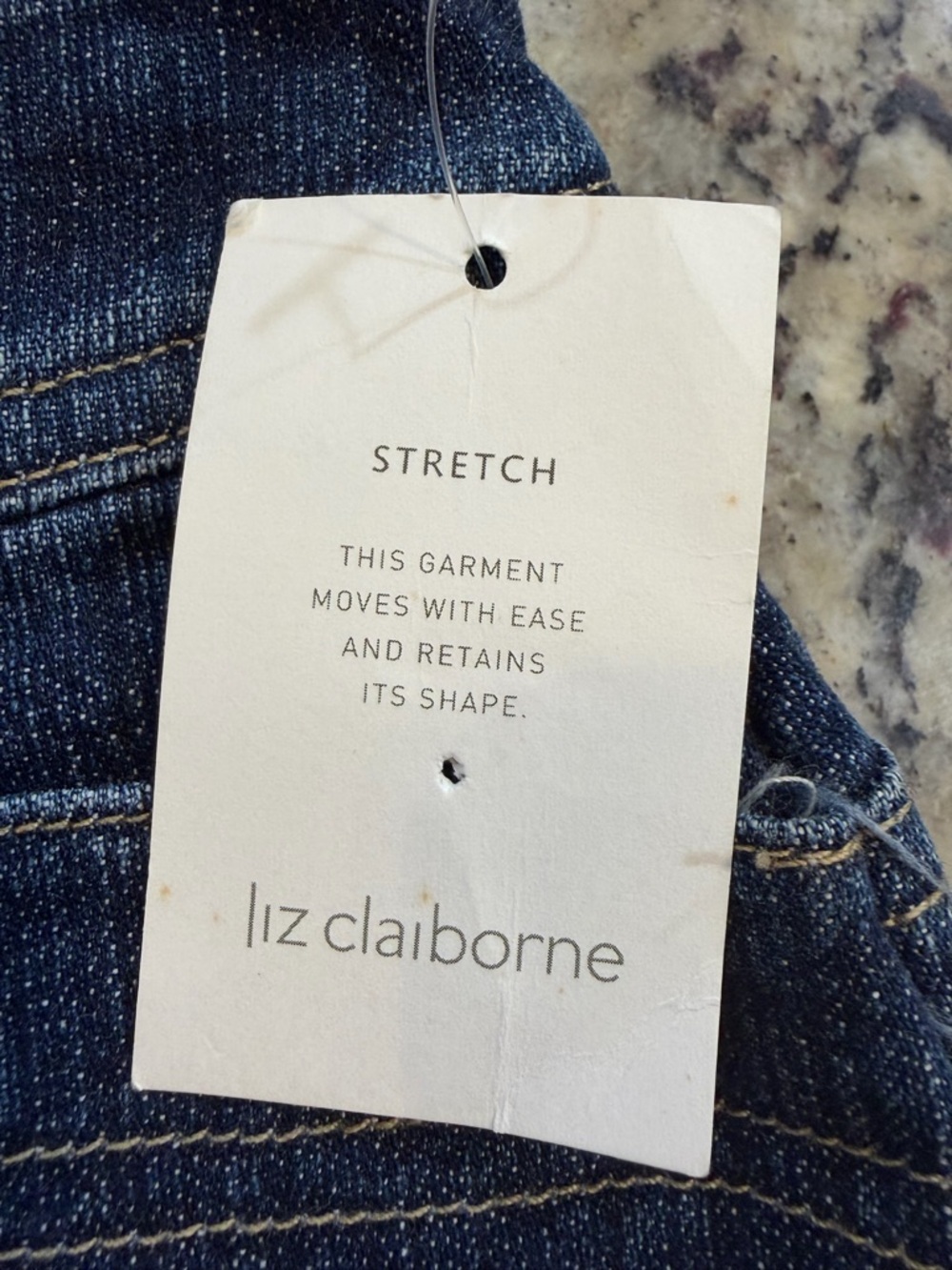 Liz Claiborne Dark Blue Cropped Jeans - Picture 5 of 7